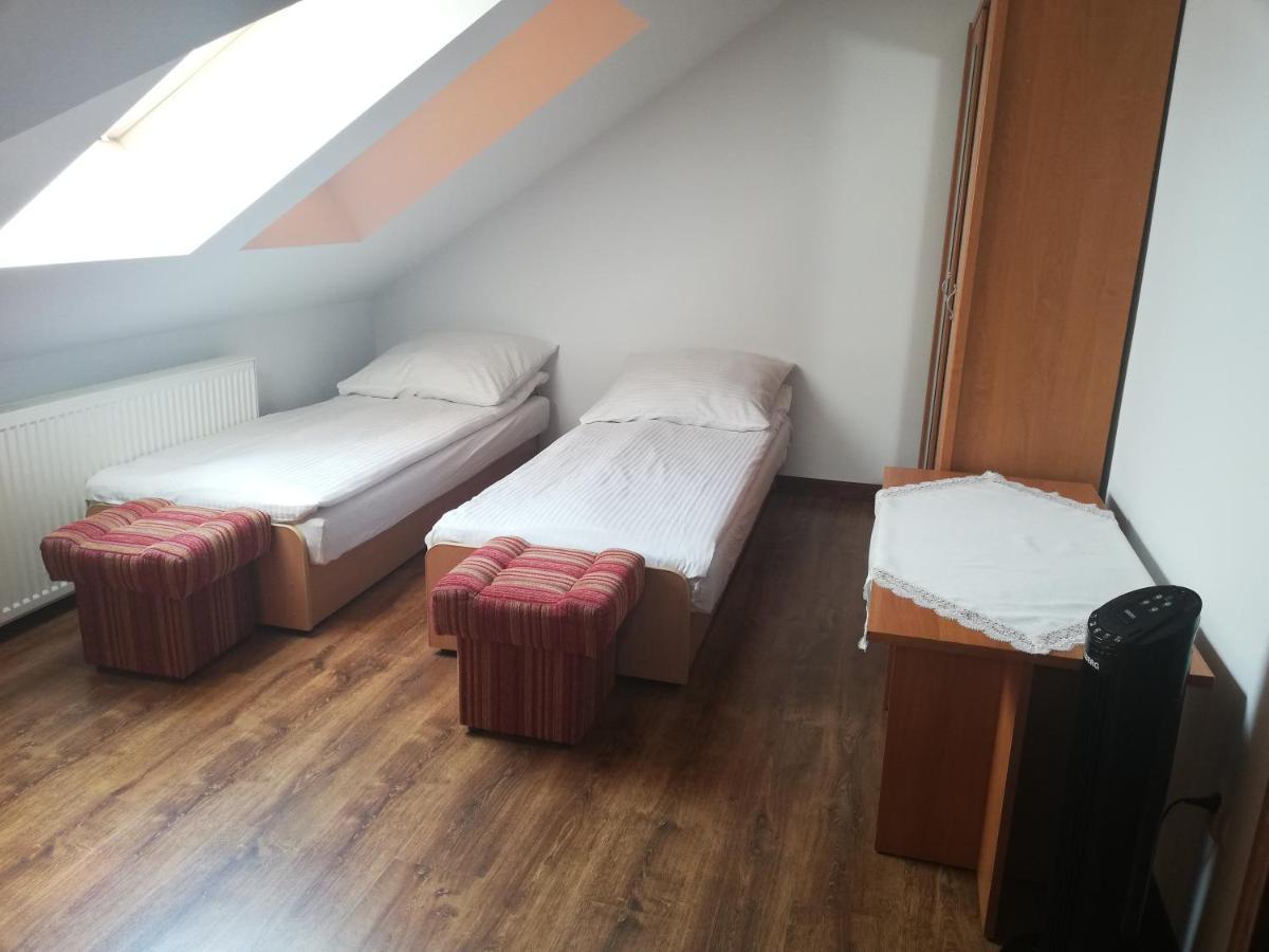 Villa Babie Lato Wlodarka Habitación foto